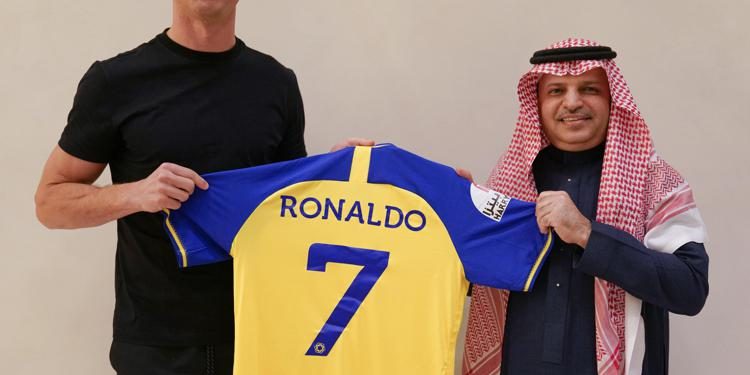 CR7, contratto record in Arabia