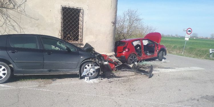 San Benedetto, ancora un incidente in strada Schiappa: muore una donna di 78 anni